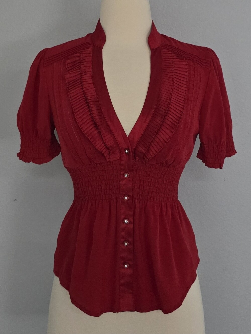 NWOT Rare bebe Red 100% Silk Ruffle Smocked Waist Blouse XS Extra Small Y2K